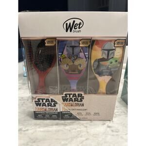 Wet Brush Mandalorian Detangler Collection